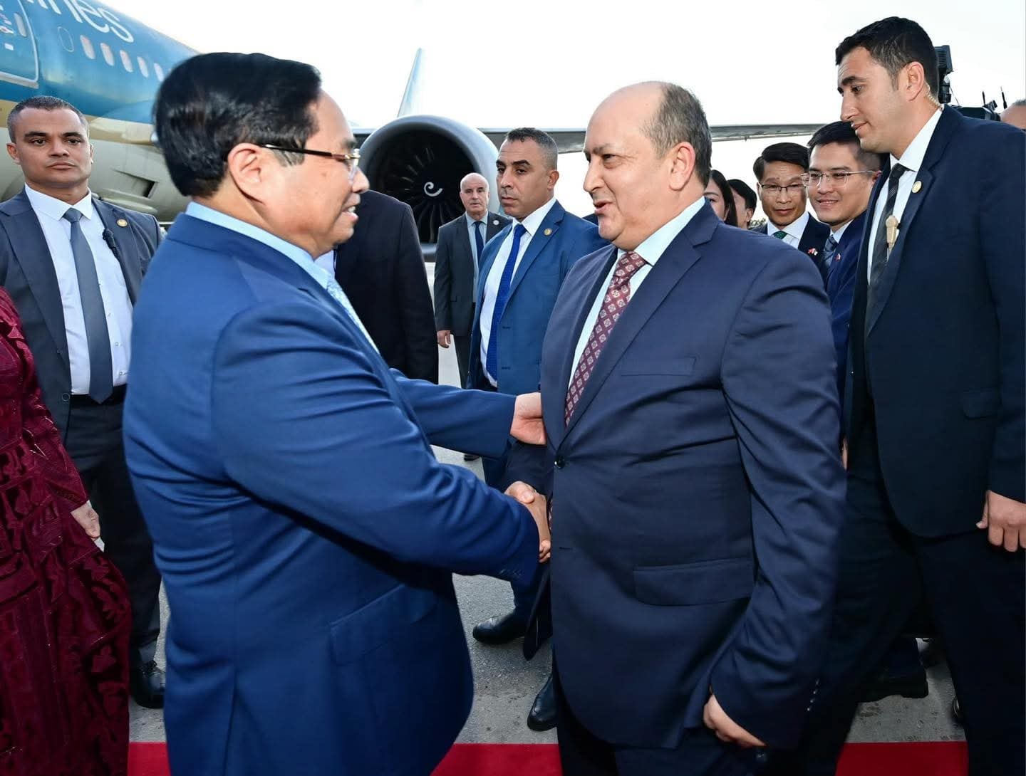Vietnamese PM Arrives in Algeria for Key Bilateral Talks