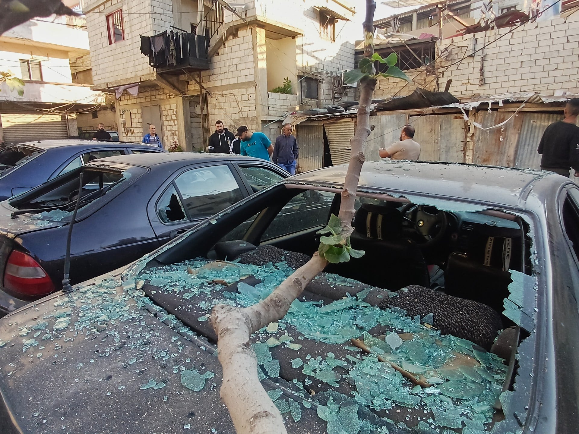 Israeli Airstrike Kills One, Injures Others in Southern Lebanon