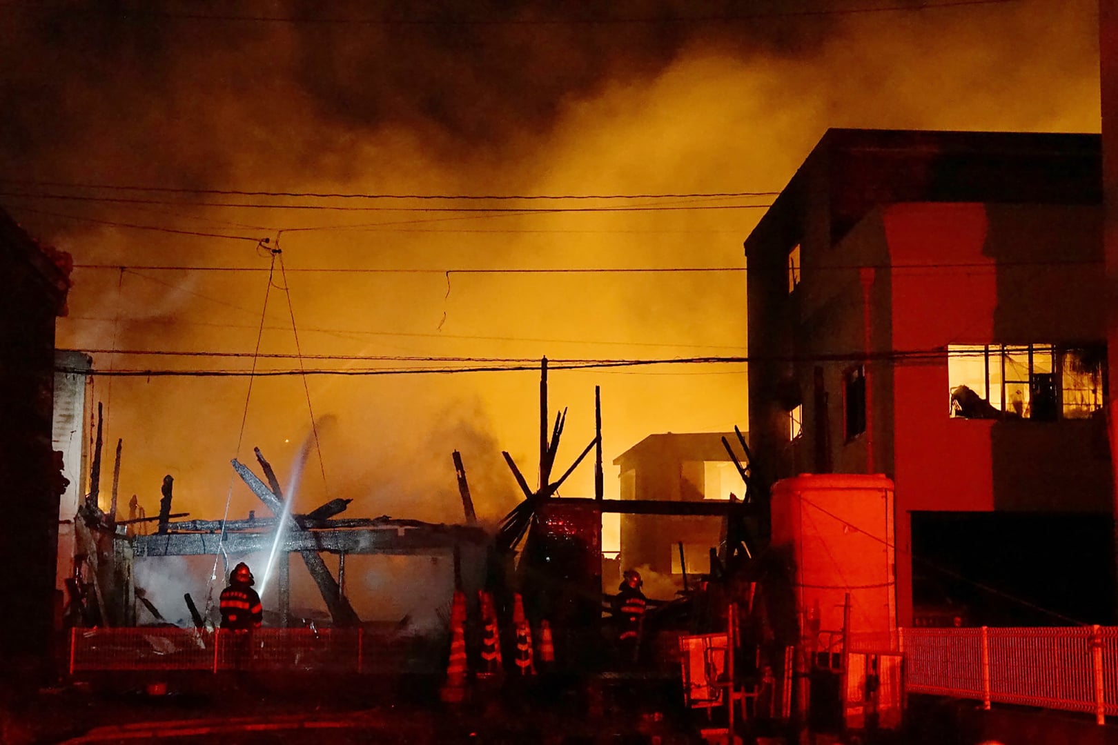 Massive Fire Engulfs Over 170 Buildings in Southern Japan