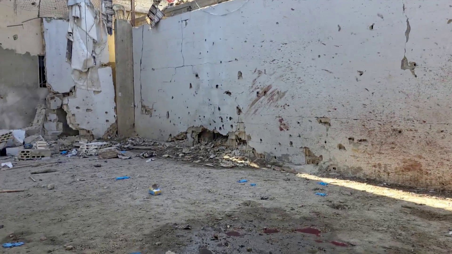 Israeli Airstrikes Hit Ain al-Hilweh Camp in Lebanon