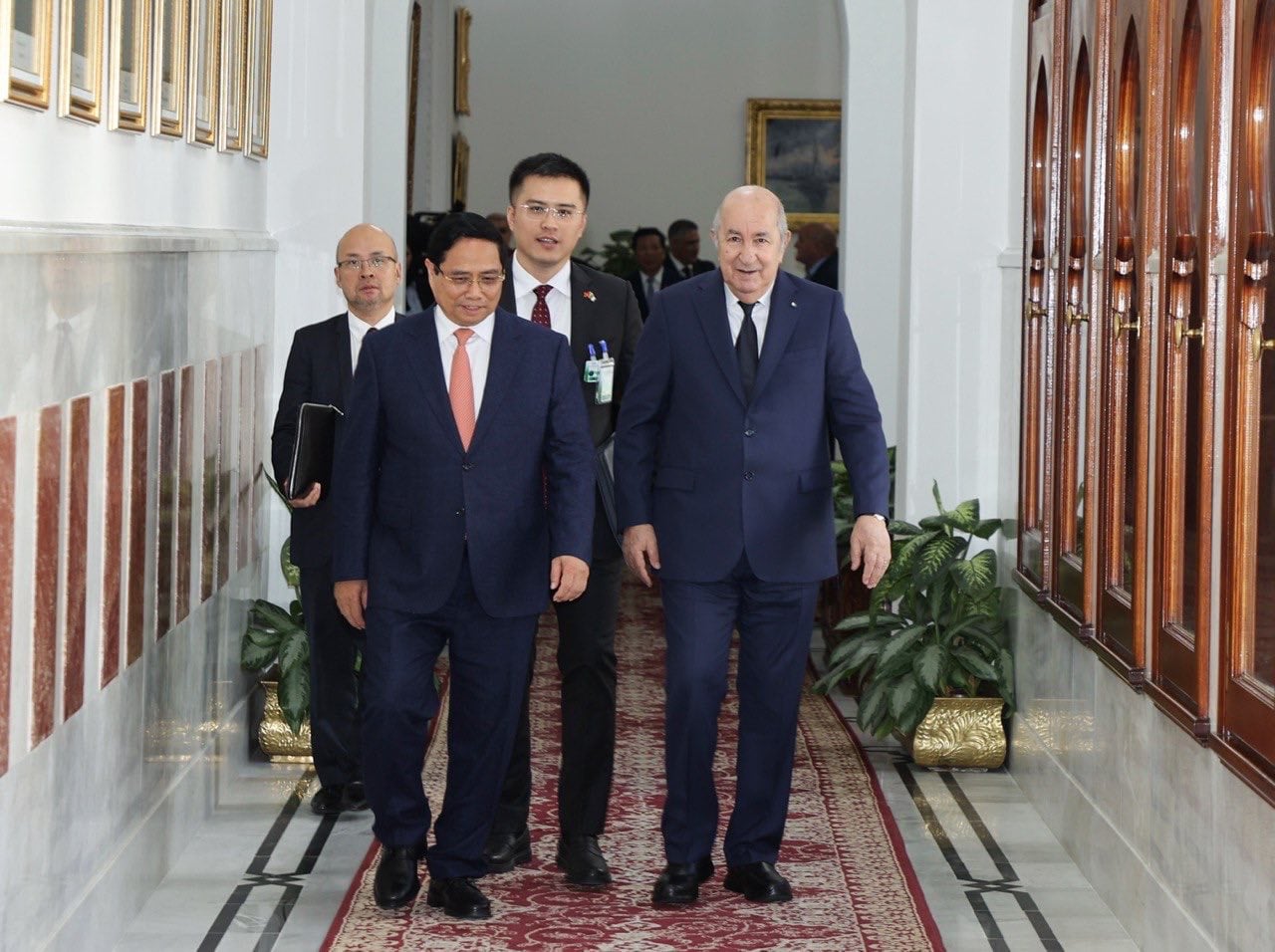 President Tebboune Welcomes Vietnamese Prime Minister