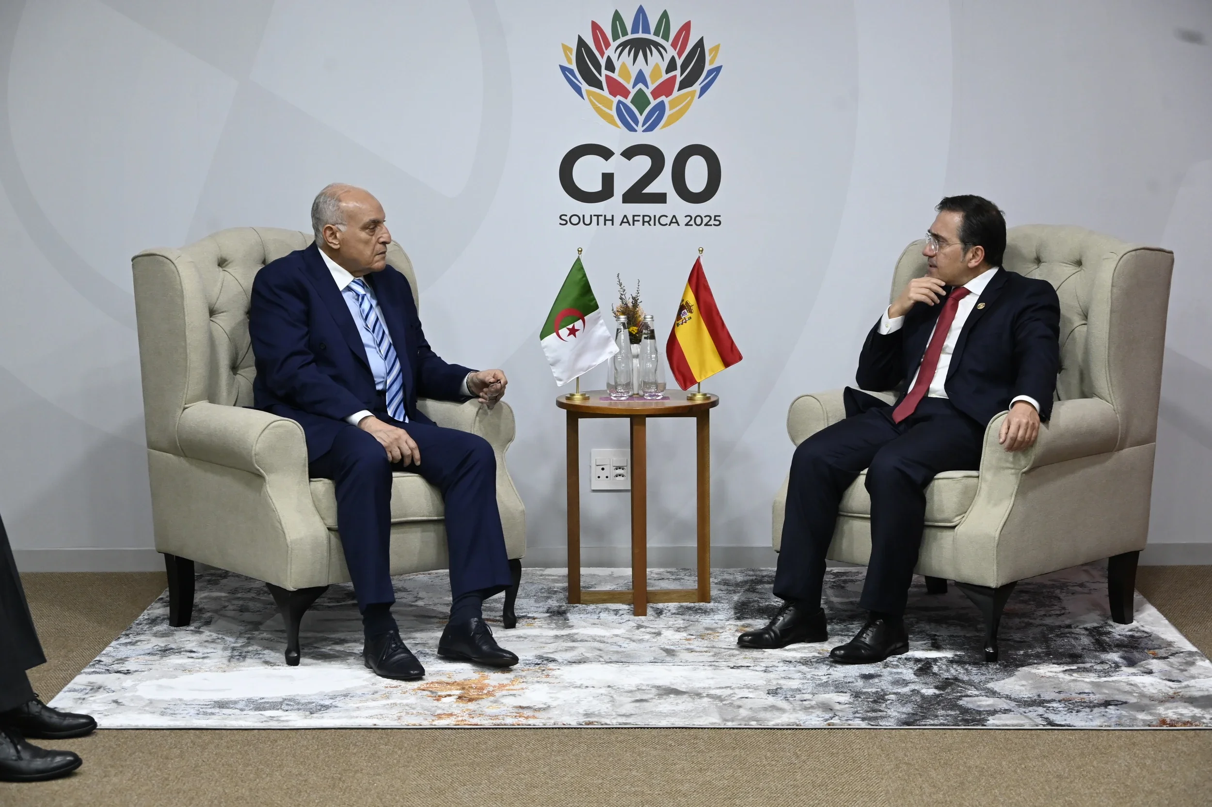 Minister Attaf Holds Bilateral Talks with Spanish Counterpart