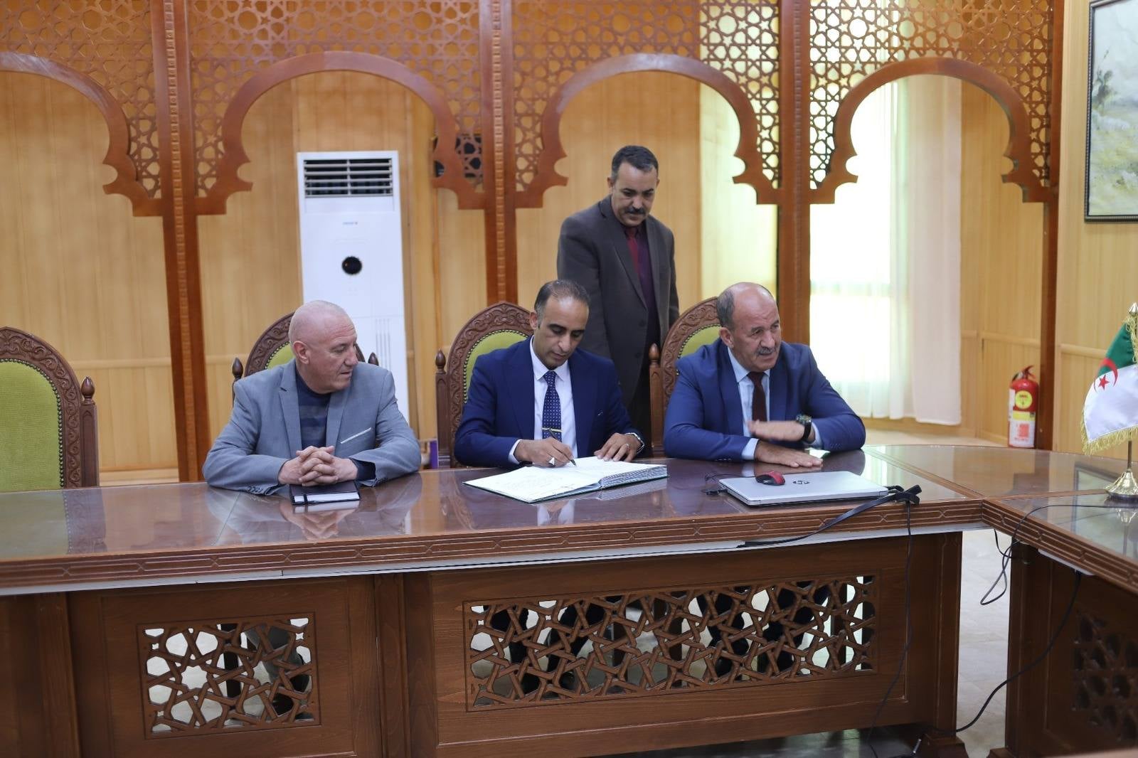 Governors Oversee Installation of Newly Appointed Local Officials