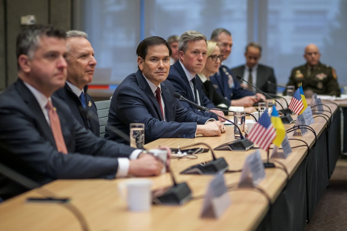 US and Ukrainian Officials Hail Progress in Geneva Talks