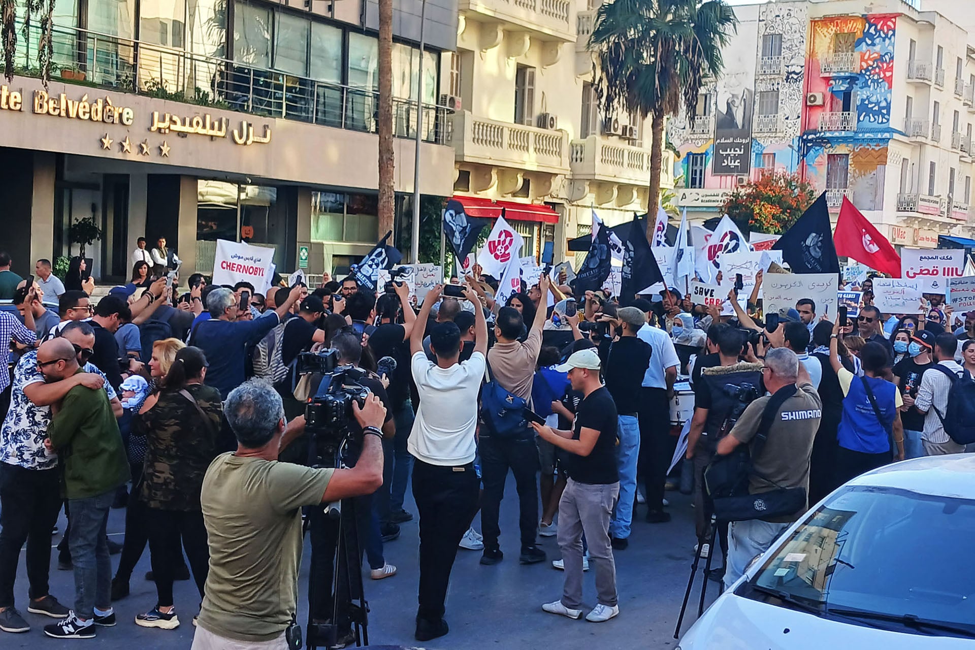 HRW Urges Tunisia to Drop Charges Against Civil Society Members