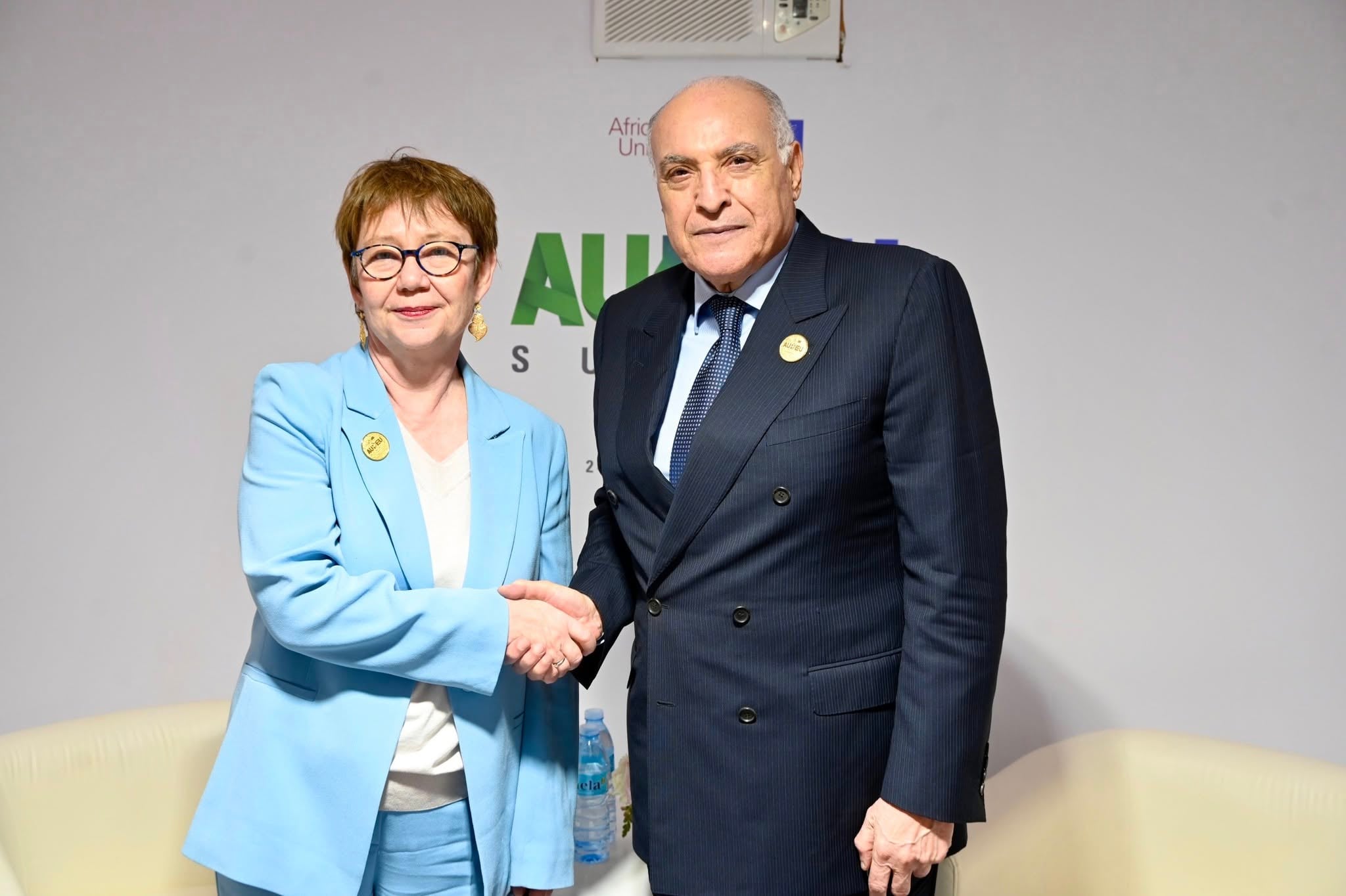 Algerian FM Attaf Discusses Cooperation with EBRD President