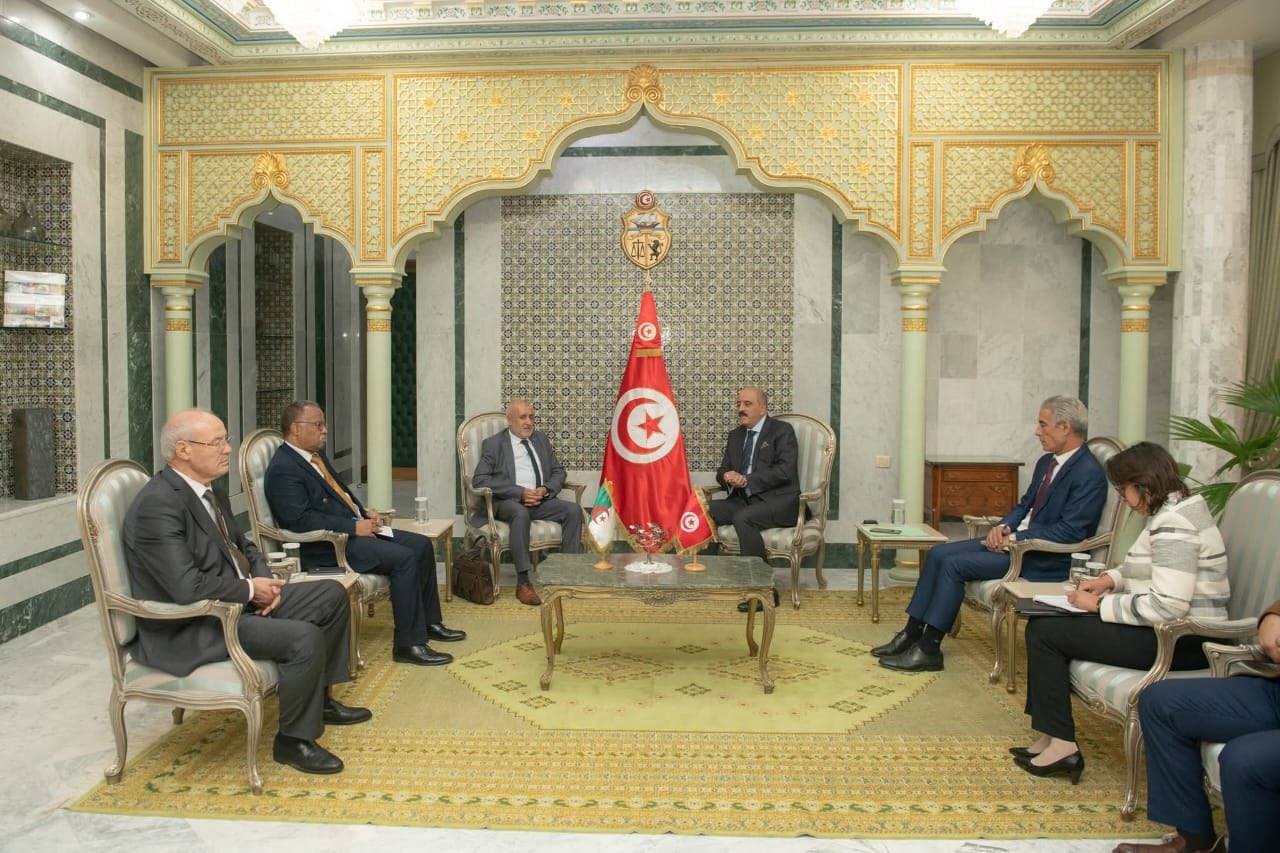 Algerian Parliamentary Delegation Meets with Tunisian Foreign Minister