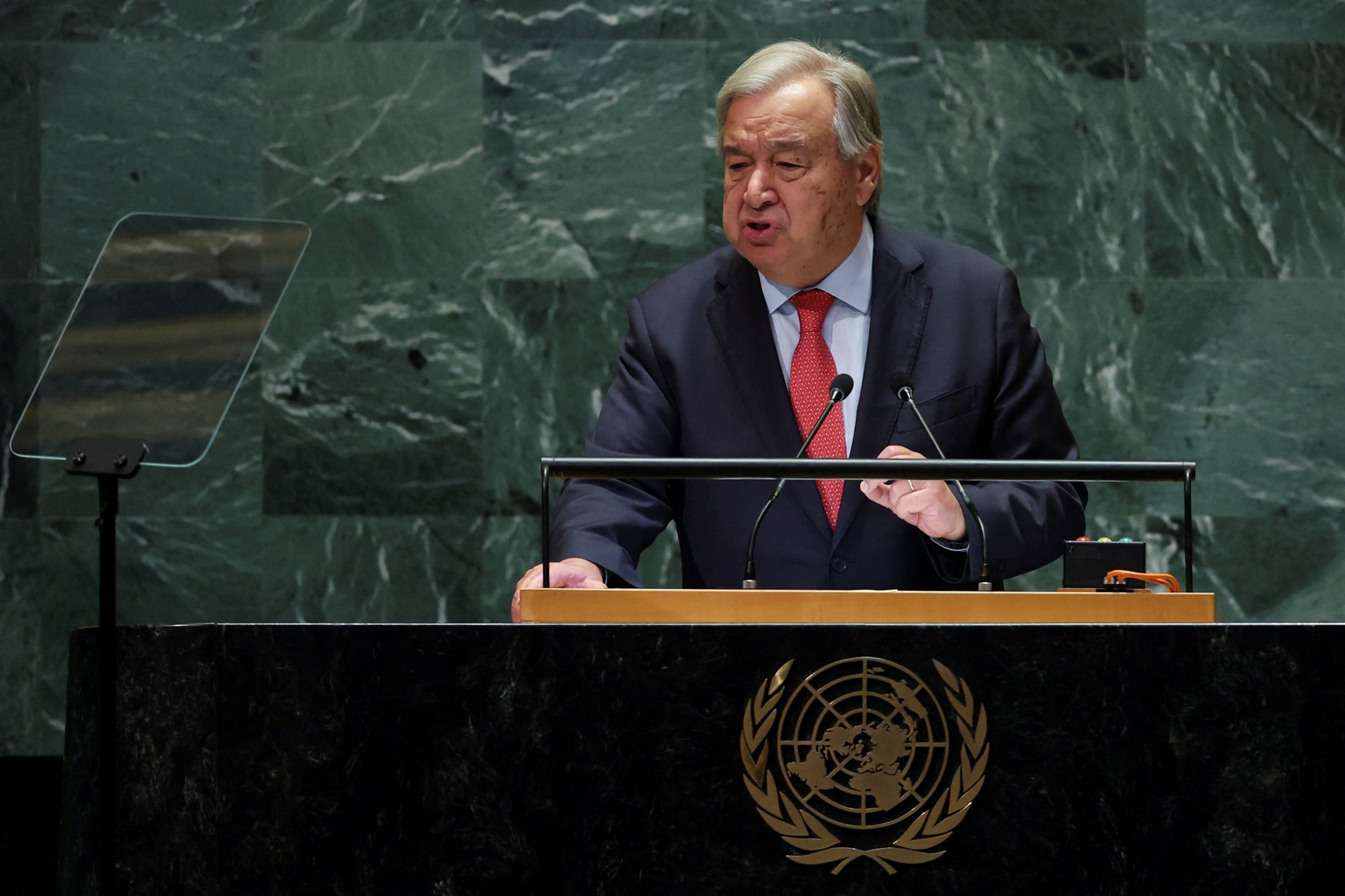 Guterres: Illegal Occupation of Palestinian Lands Must End