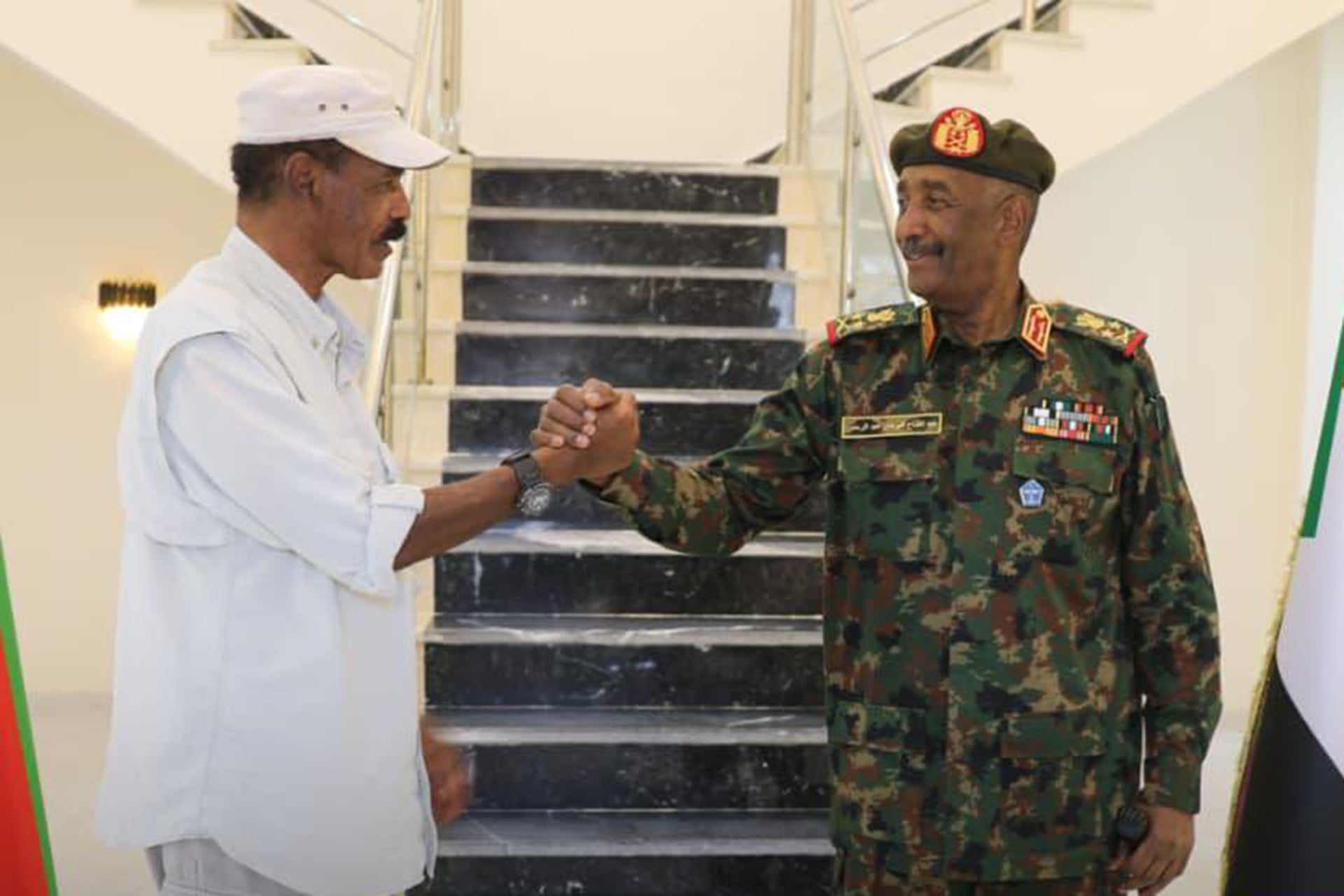 Sudan’s Burhan Meets Eritrean President Amidst Renewed Fighting