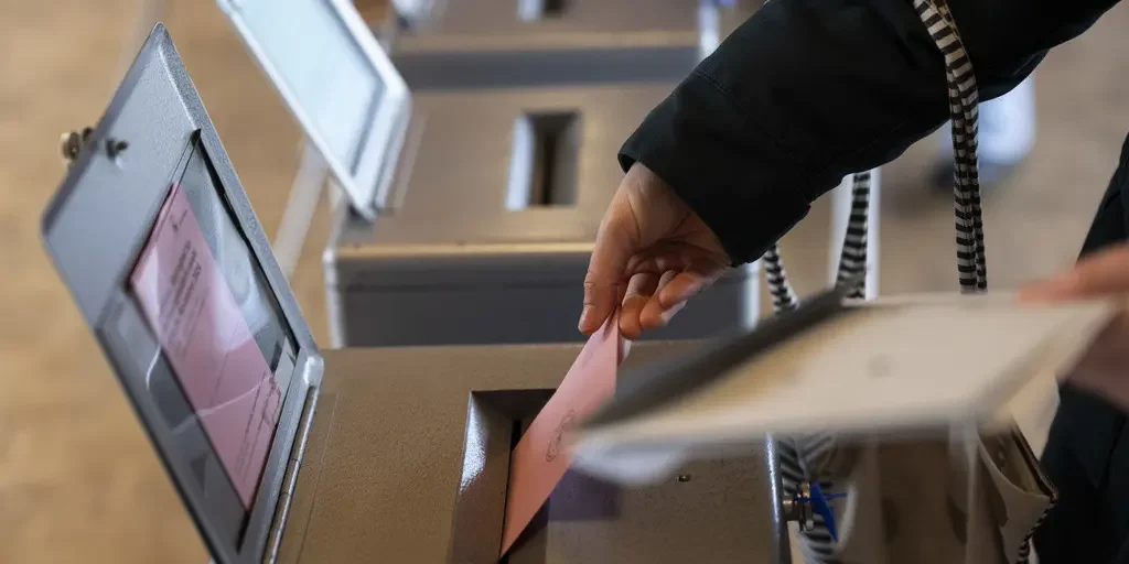 Swiss Vote on Contentious National Service, Inheritance Tax Proposals