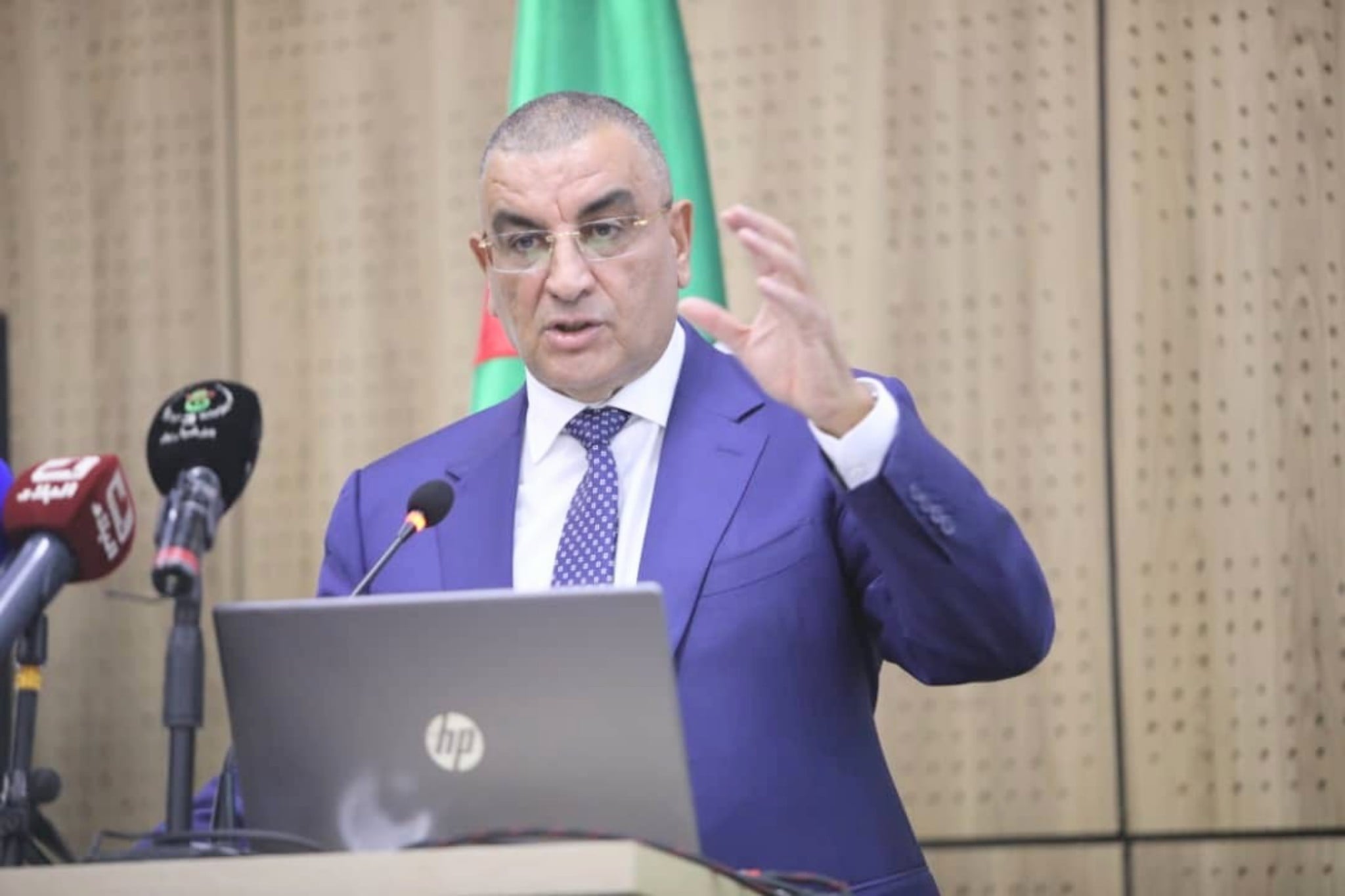 Minister Urges Timely Completion of Crucial Mining Railway