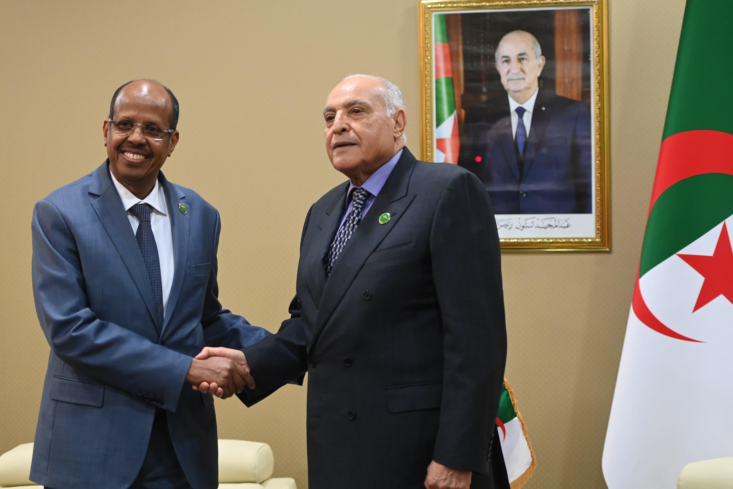 Attaf Meets African Union Commission Chairperson in Algiers