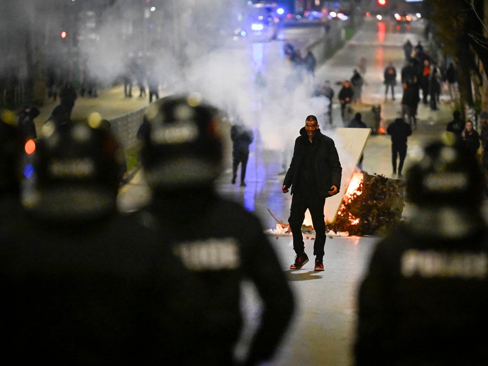Bulgaria: Protests Erupt Over 2026 Budget, Clashes with Police