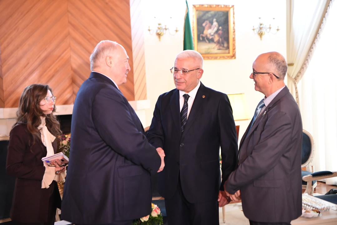 Belarusian President Lukashenko Meets with Algerian Officials in Algiers