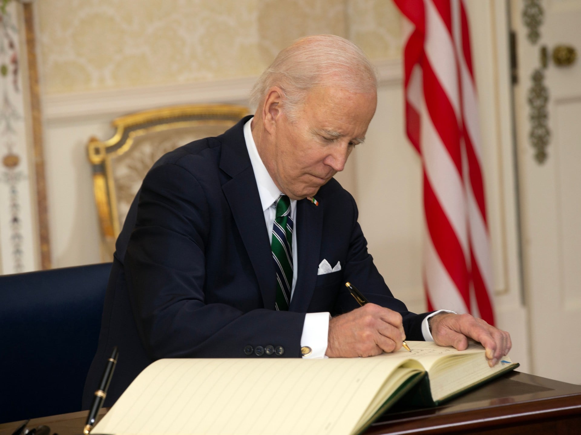Trump Vows to Revoke Pardons Signed by Biden Via Autopen