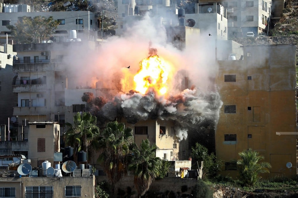 Gaza: Casualties Soar Amid Escalating Conflict