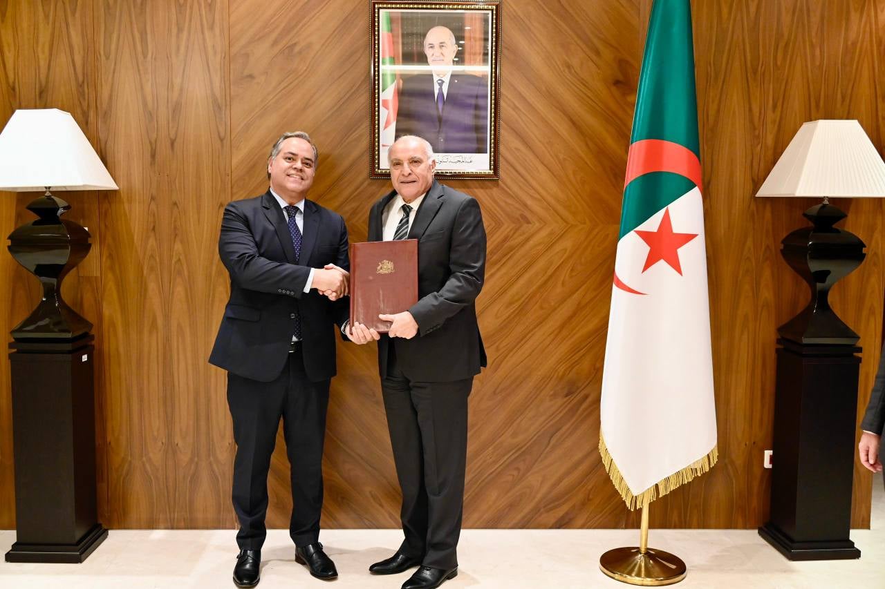 Foreign Minister Attaf Receives Credentials from Slovakian Envoy