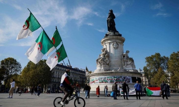 Paris Rally Backs United Algeria, Condemns Destabilization Attempts