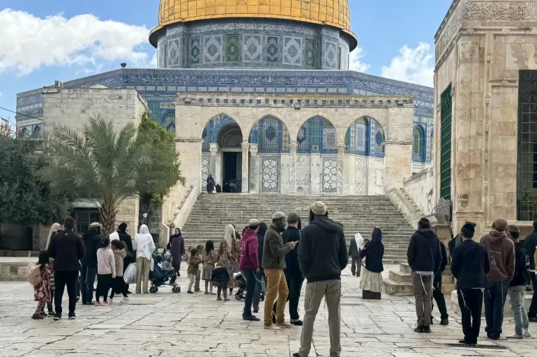 Hundreds of Settlers Enter Al-Aqsa Mosque Compound