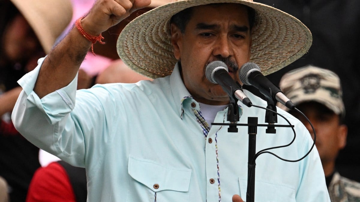 US Sanctions Maduro Relatives, Escalates Pressure on Venezuela