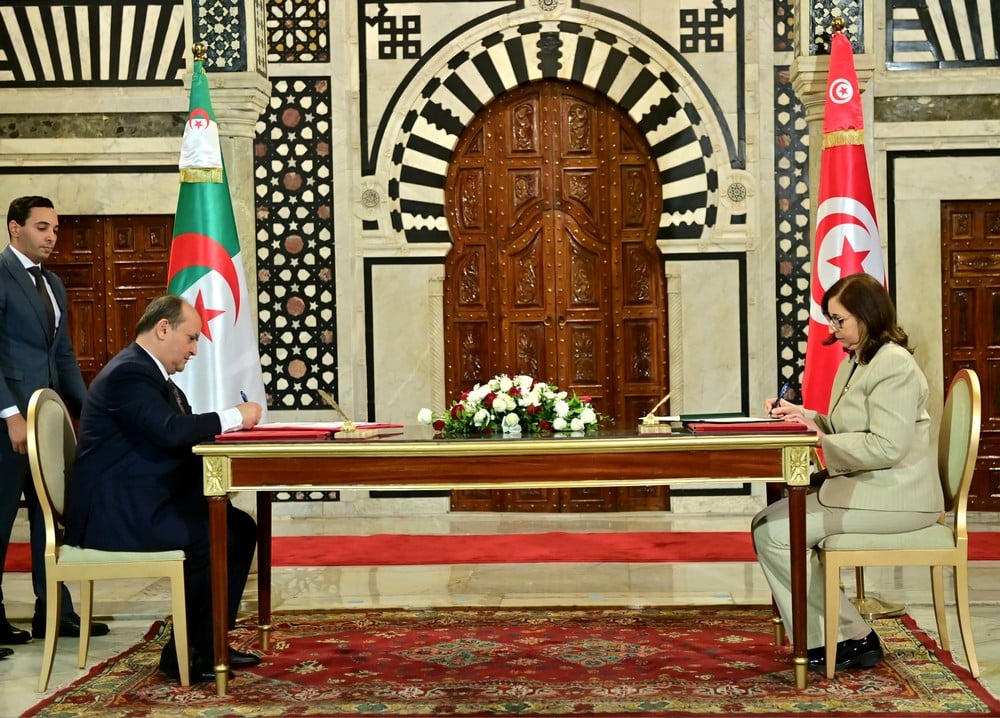 Algeria and Tunisia Sign 25 Cooperation Agreements