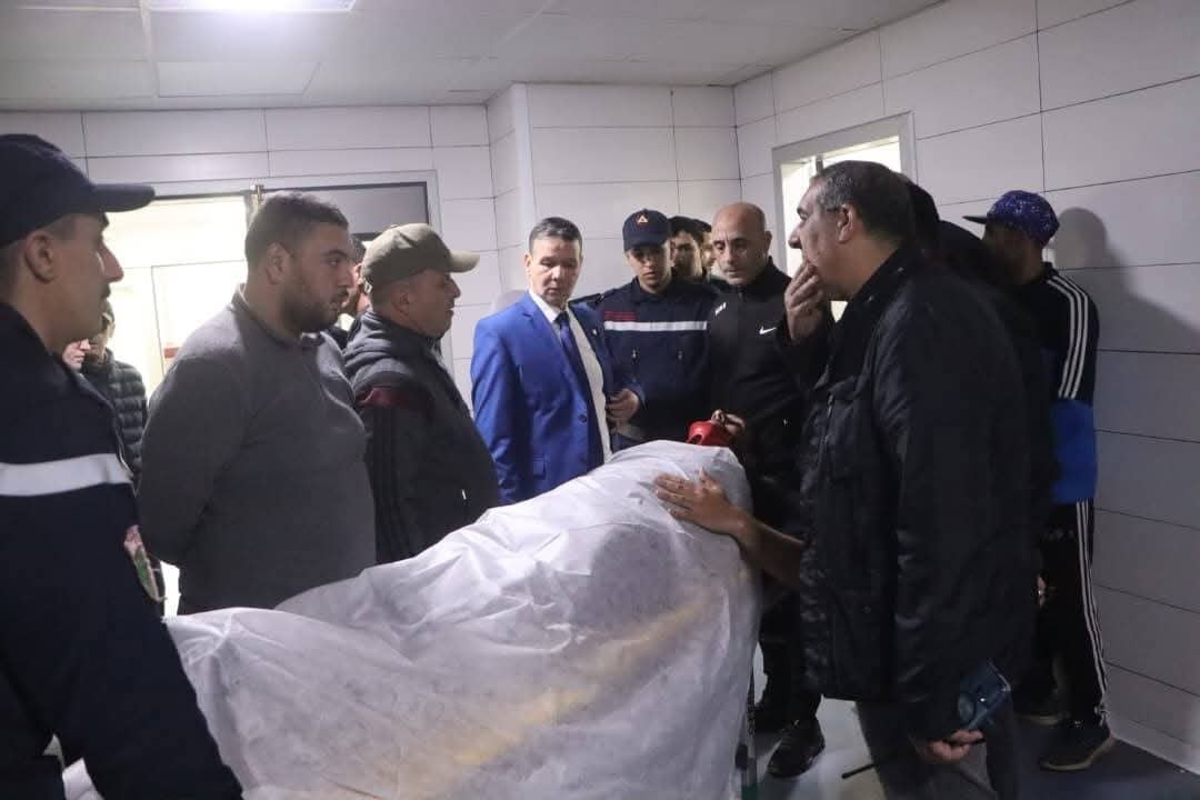Civil Defense Officers Injured in Algiers Truck Accident