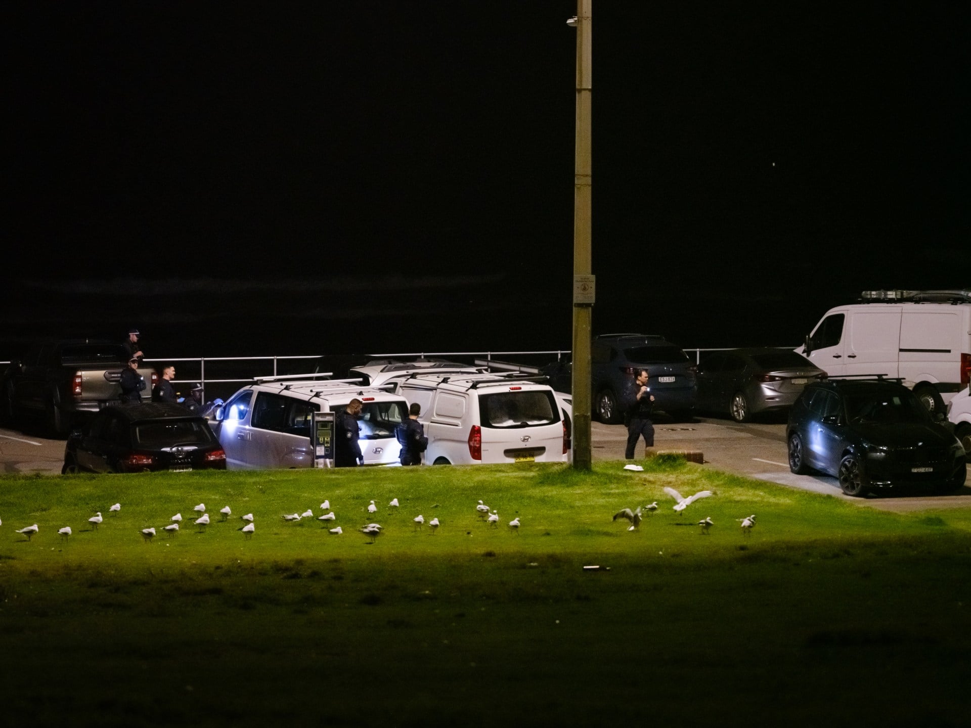 Global Outrage Over Bondi Beach Shooting in Sydney