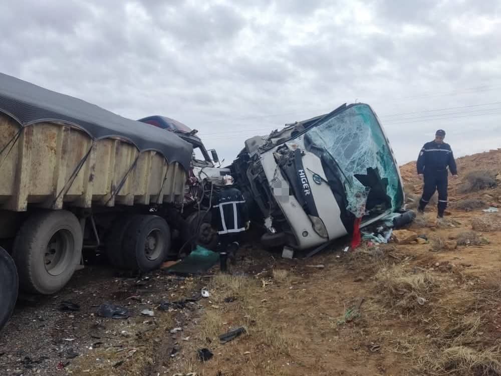 Serious Traffic Accident in Batna Injures 17