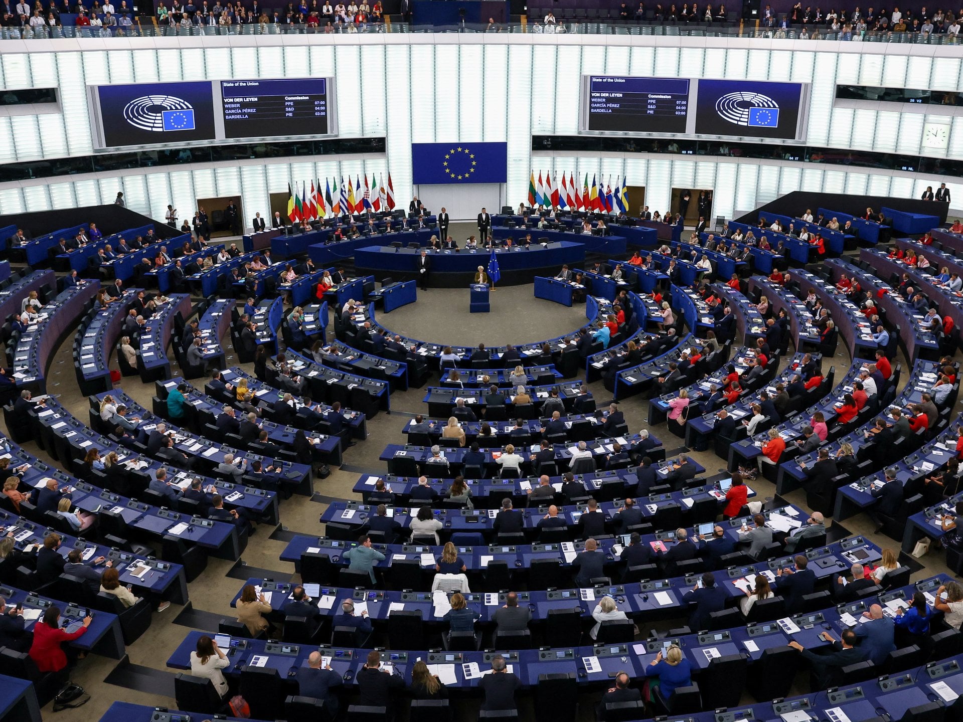 EU Parliament Approves Stricter Immigration Measures