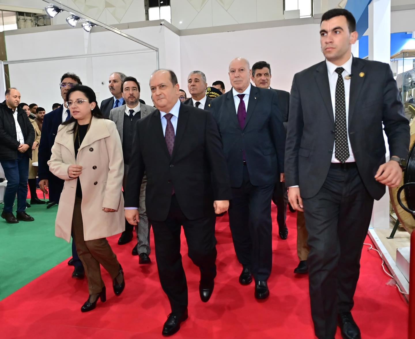 Prime Minister Ghrib Visits Algerian Production Fair to Boost National Industry