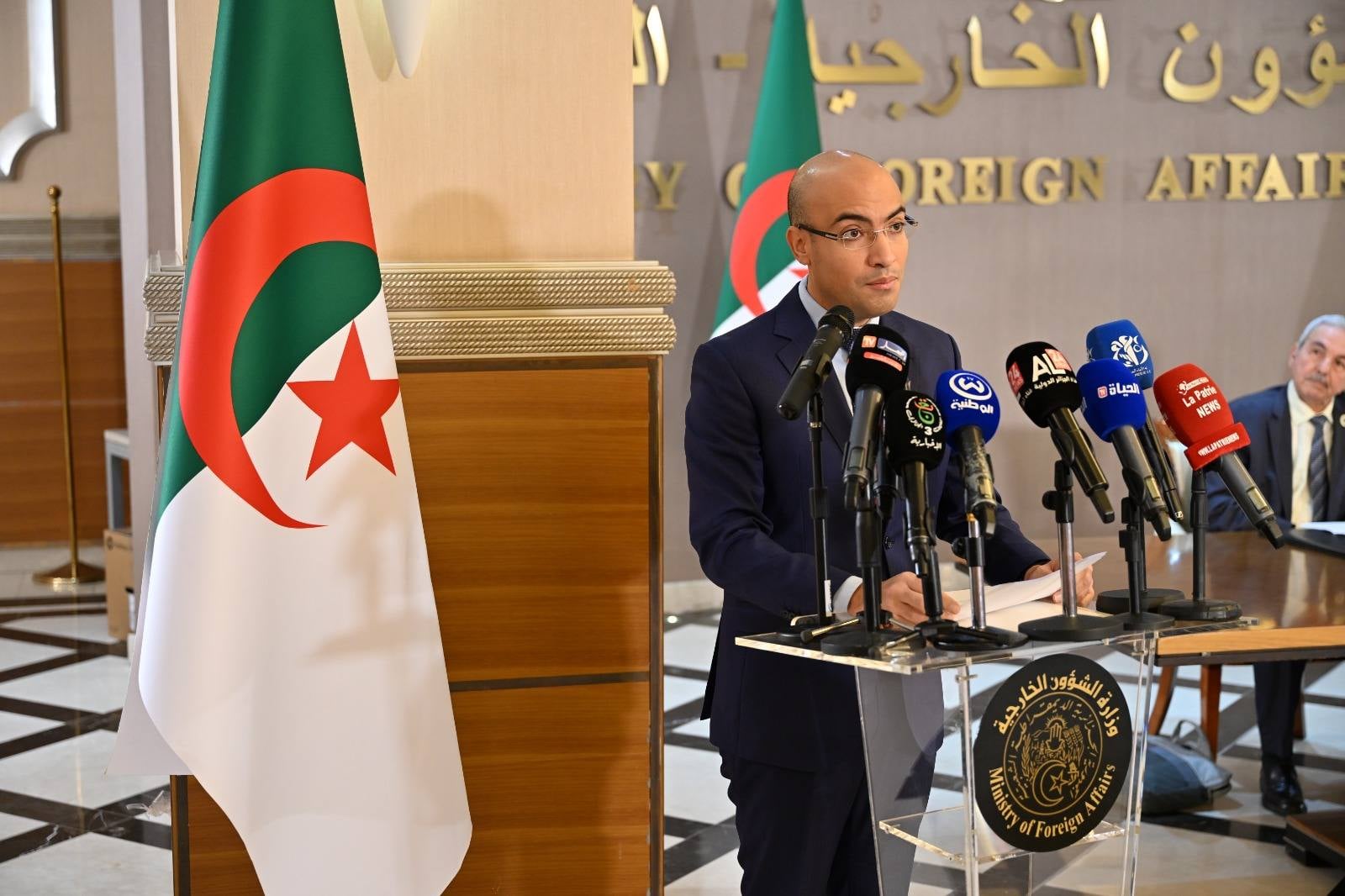 State Secretary Chaib Oversees Arabic Language Day Celebrations