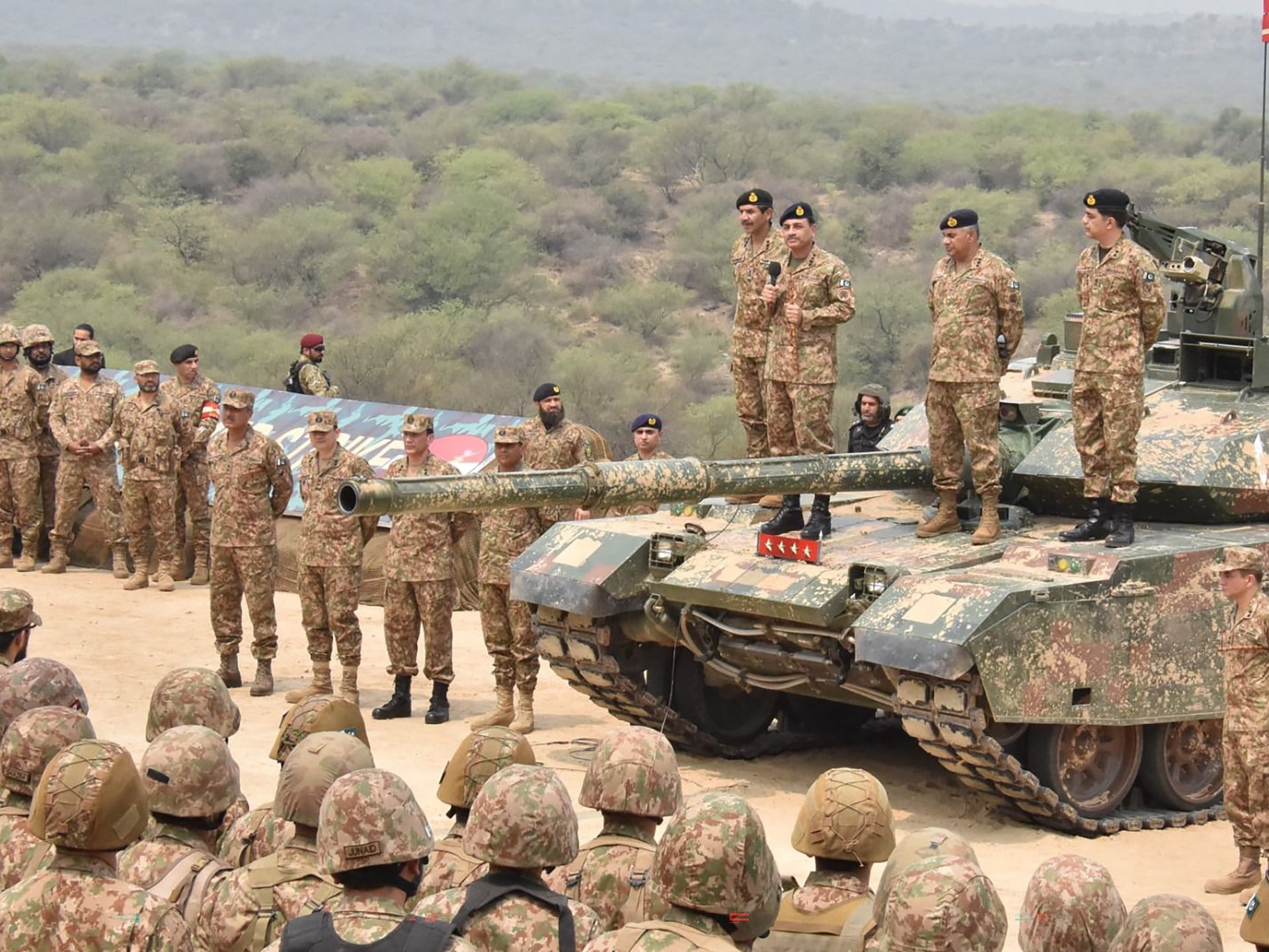 Islamabad Accuses Kabul of Harboring Pakistani Taliban Fighters
