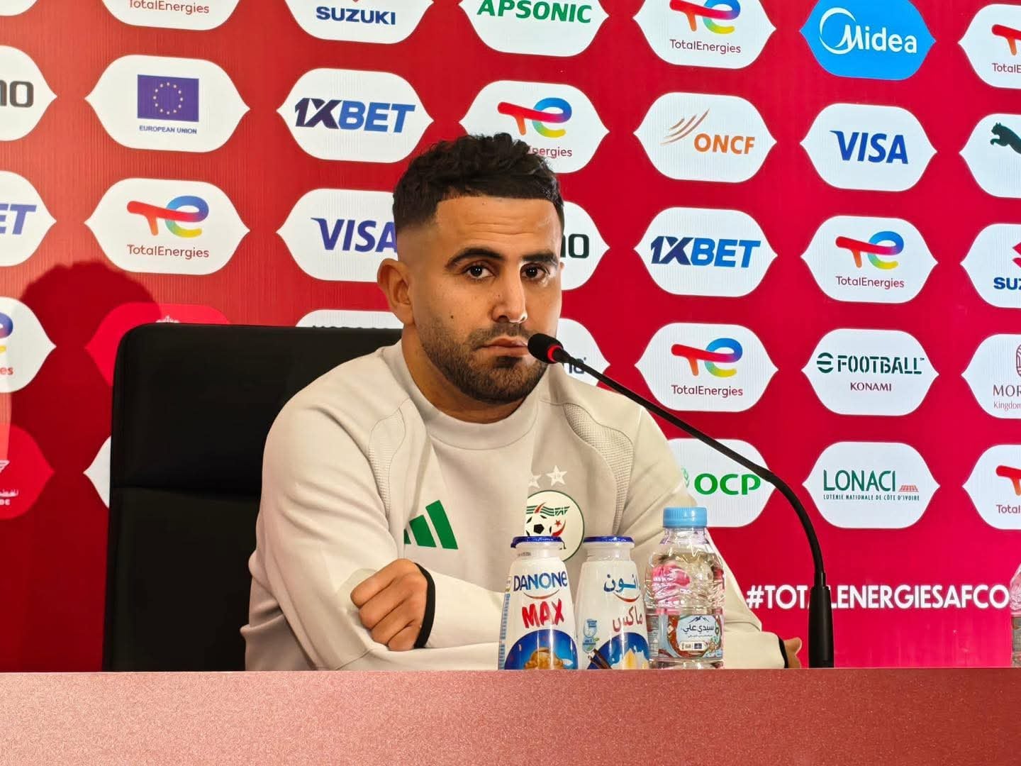 Mahrez: We Will Fight to Achieve Glory for Algeria