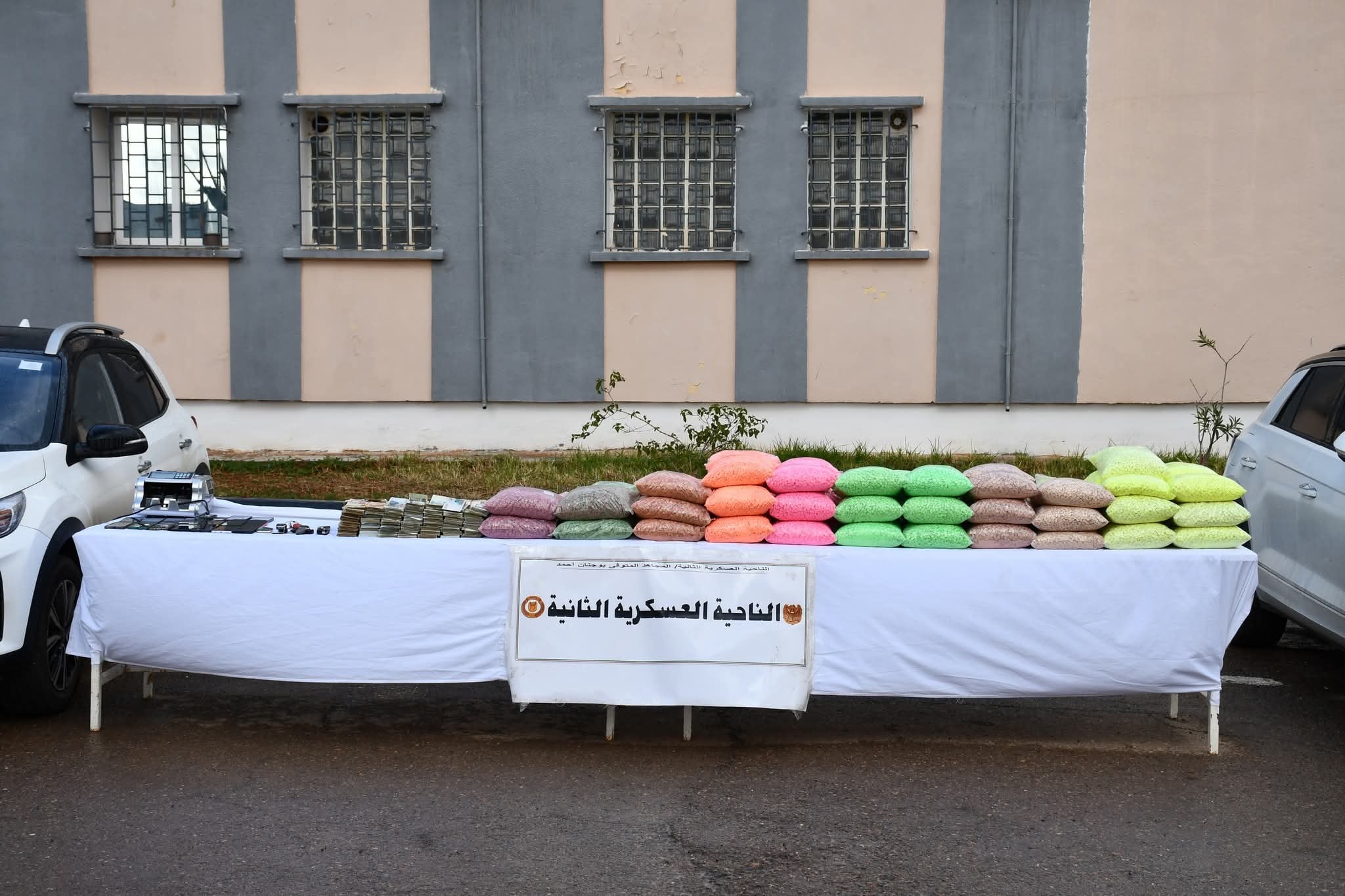 Algerian Army Deals Blow to Smuggling Networks