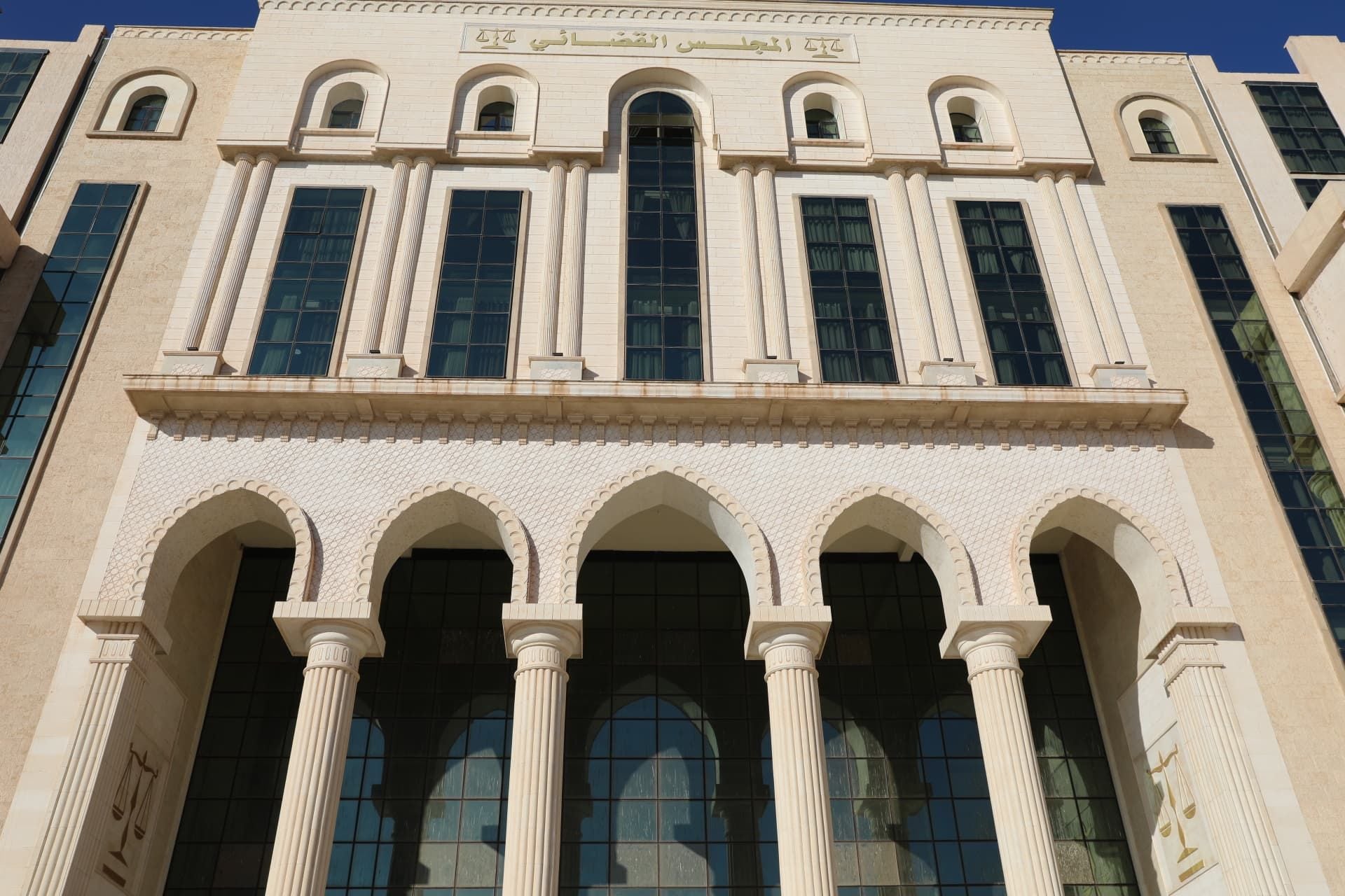 Oran: Man Sentenced to 12 Years for Illegal Speculation on Cooking Oil