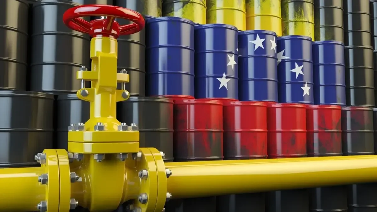 White House Tightens Oil Embargo on Venezuela