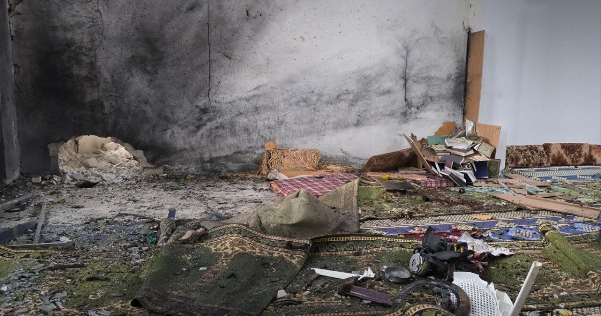 Deadly Explosion Rocks Homs Mosque, Casualties Reported