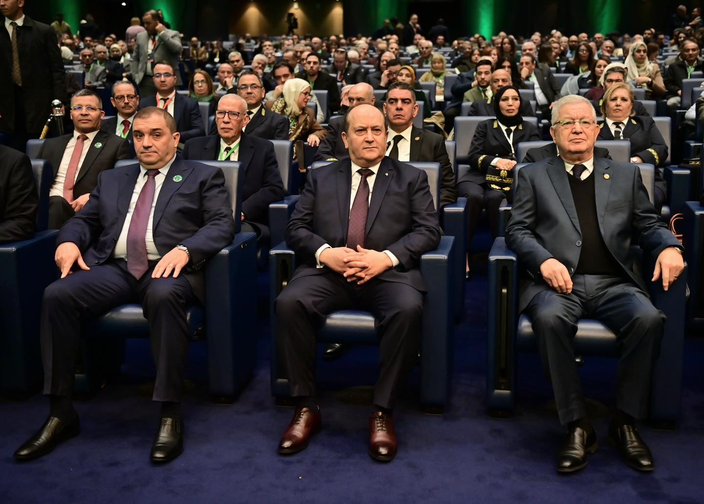 Prime Minister Opens Forum on Legal Security, Economic Development