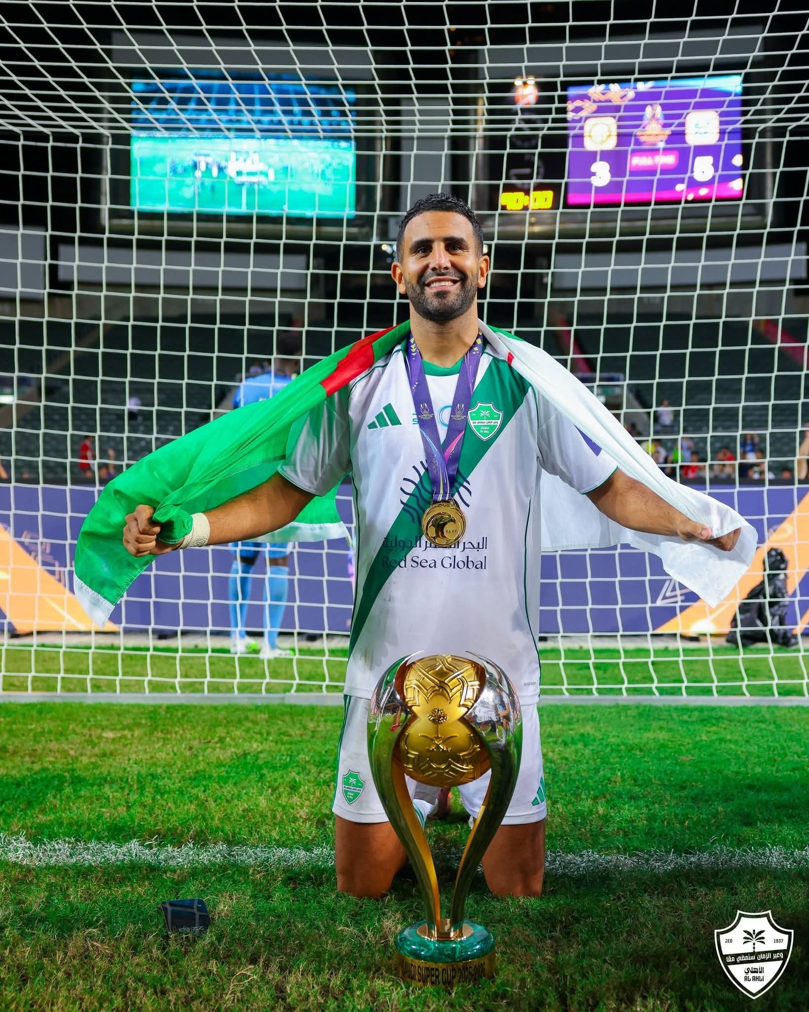Mahrez Crowned Al-Ahli’s Player of the Year by Fans
