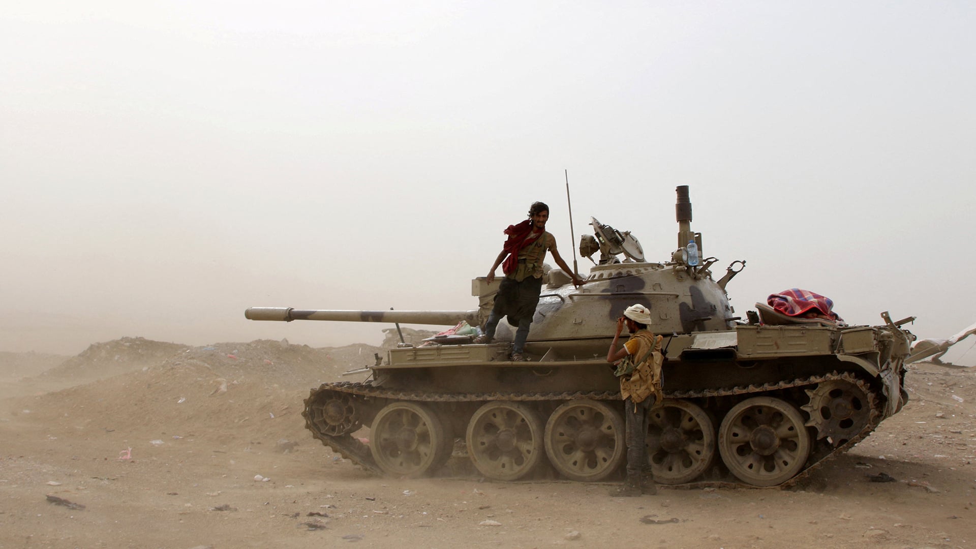 Yemen’s Presidential Council Faces Deep Divisions, Escalation Fears Rise