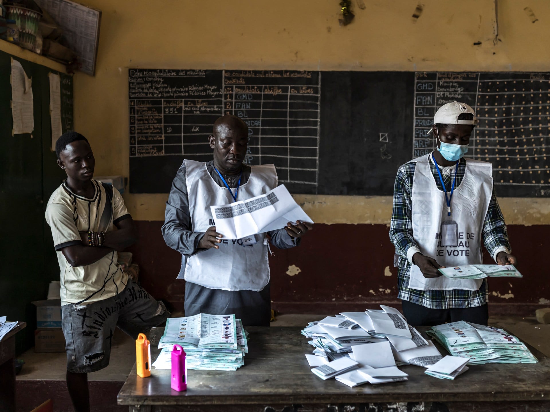 Guinea Presidential Vote Marred by Opposition Boycott Claims