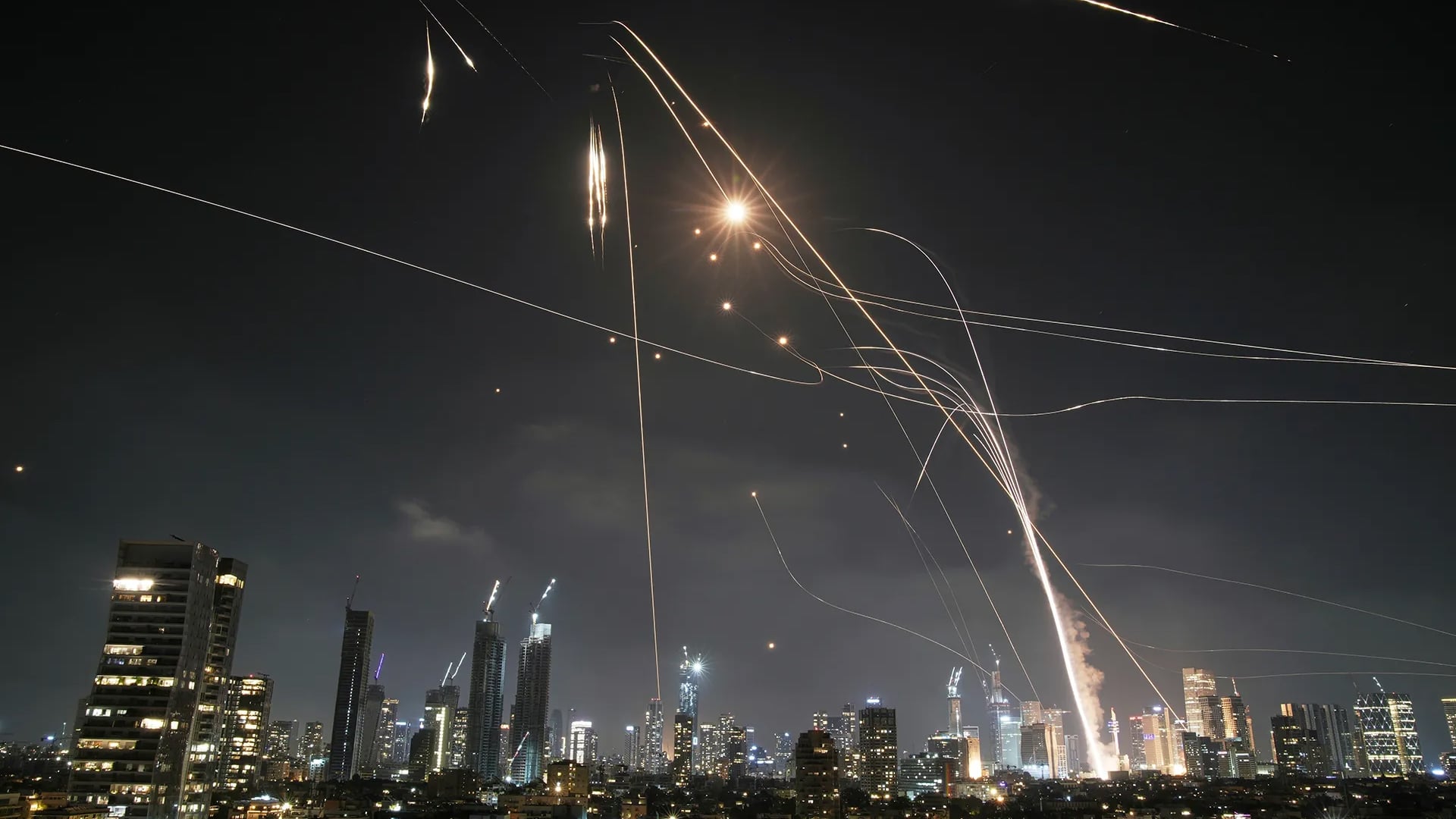 Global Reports: Israel’s Readiness for Iranian Missiles Questioned