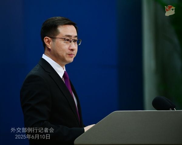 China Pledges Constructive Role in Yemen Crisis Resolution
