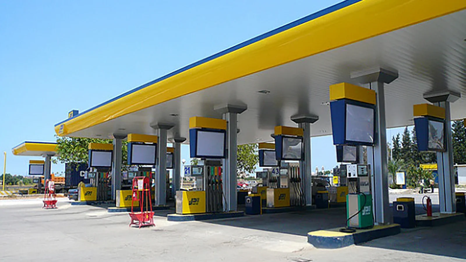 Traffic Law Revisions and Fuel Price Adjustments Clarified