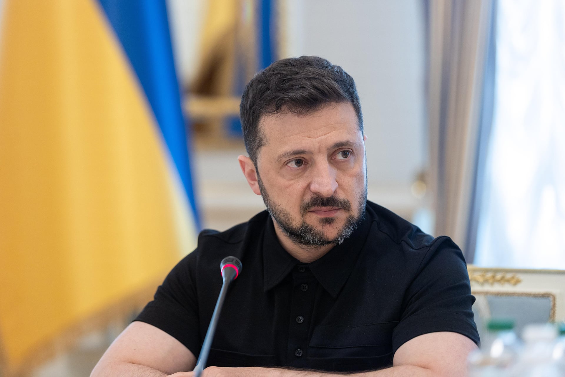 Zelenskyy: Ukraine Ready for All Options, Will Not Relinquish Strength
