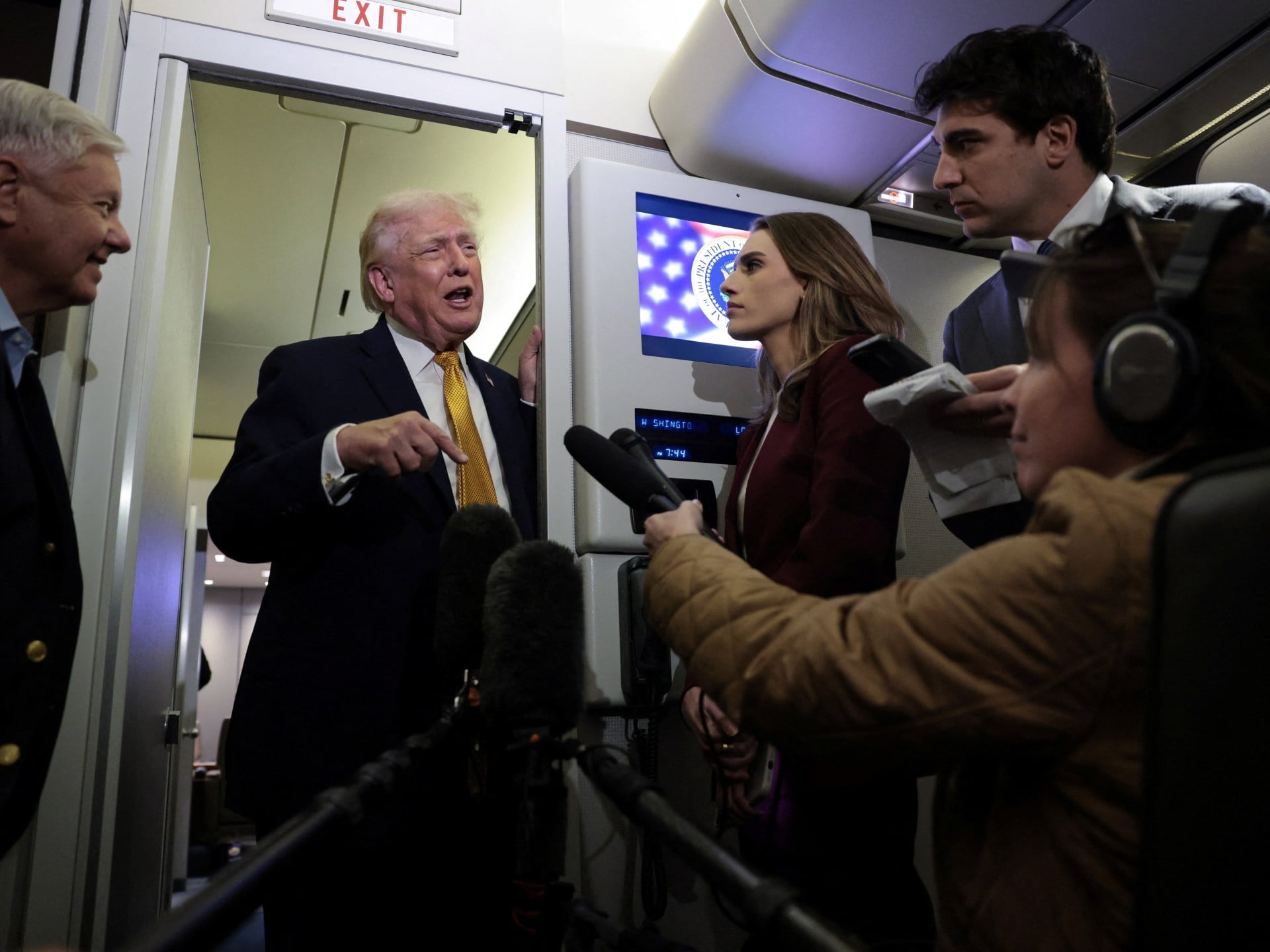Trump Threatens Iran with ‘Very Strong’ Response Over Protests