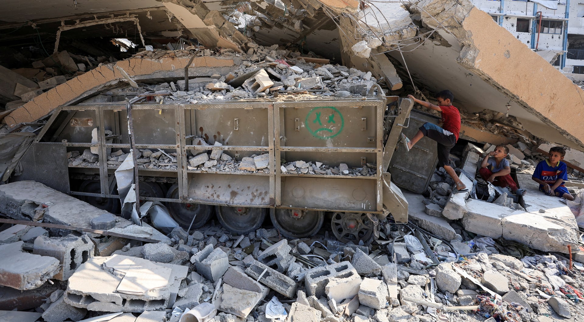 Israeli Shelling, Building Demolitions Reported in Gaza