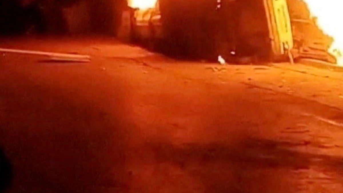 Iranian President Orders Differentiation Amidst Protests