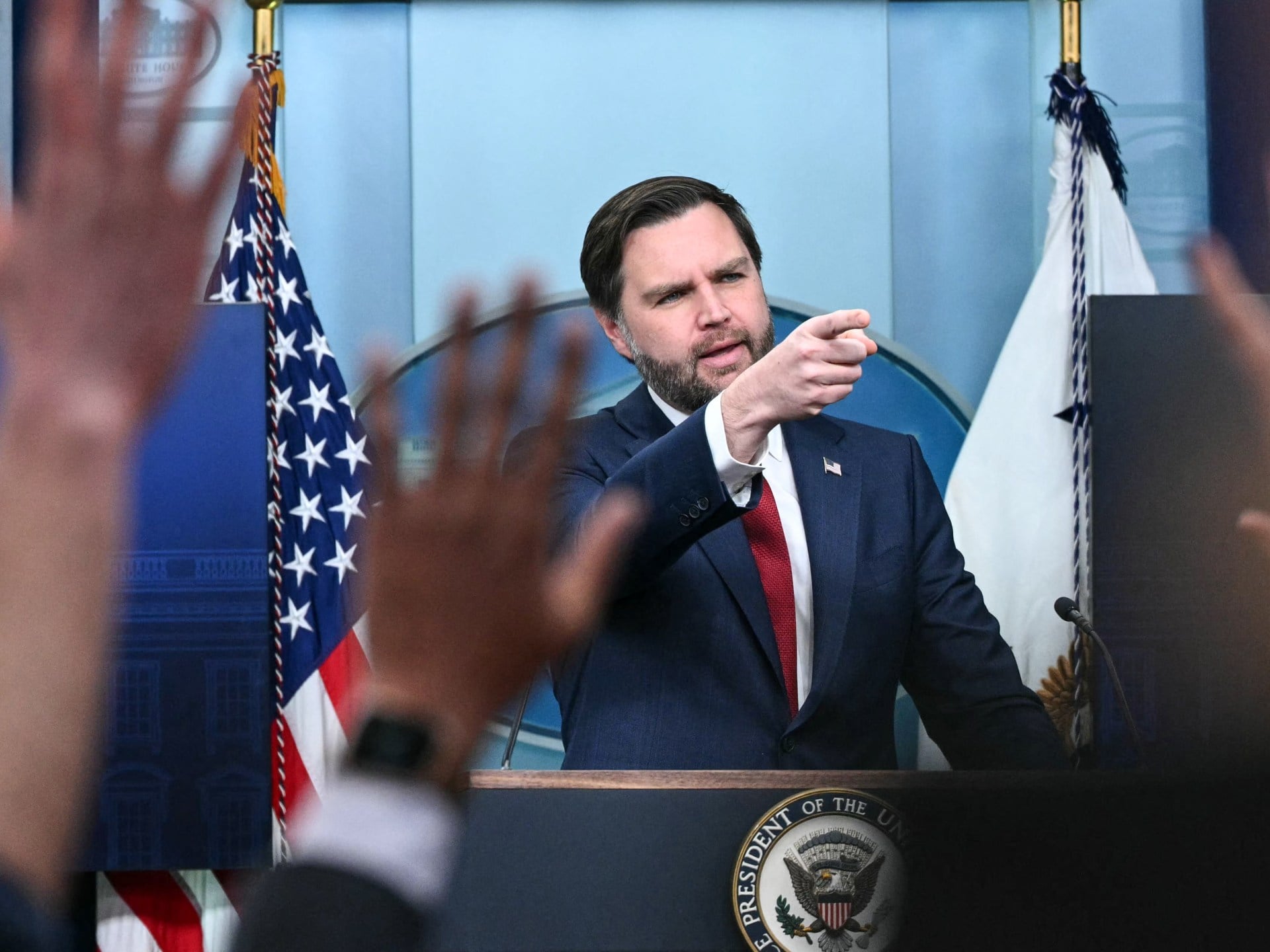 VP Vance Urges Europe to Take Trump’s Greenland Remarks Seriously