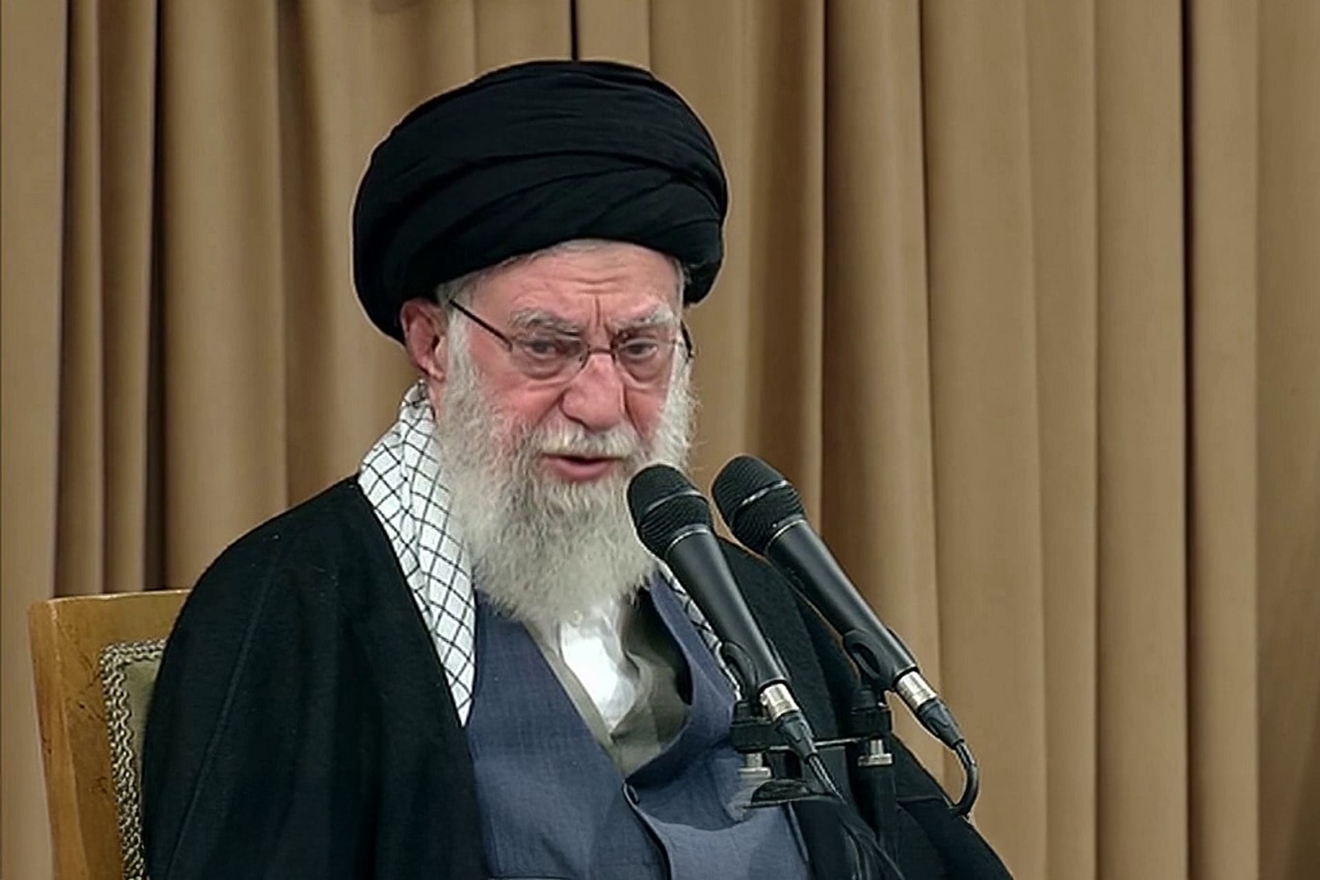 Khamenei Accuses ‘Rioters,’ Warns Against ‘Mercenaries’ Amid Protests